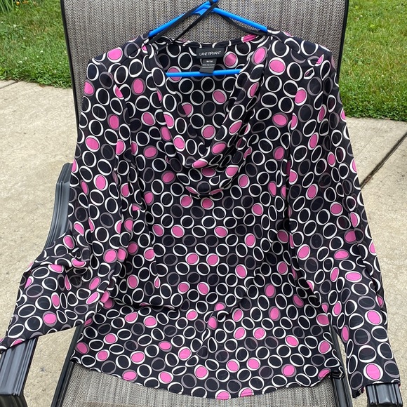 Sheer circle blouse - Picture 1 of 6